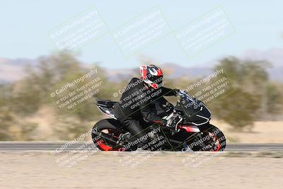 media/Dec-01-2025-Moto Forza (Mon) [[2daa91e15f]]/2-Intermediate Group/Session 3 (Turn 7 Inside Pans)/